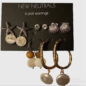 6 pairs of earrings beach themed